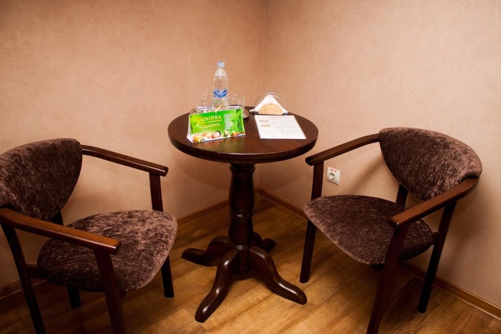 Отель Hotel DENINNA Винница