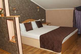 Отель Hotel DENINNA Винница Большой двухместный номер с 1 кроватью-8
